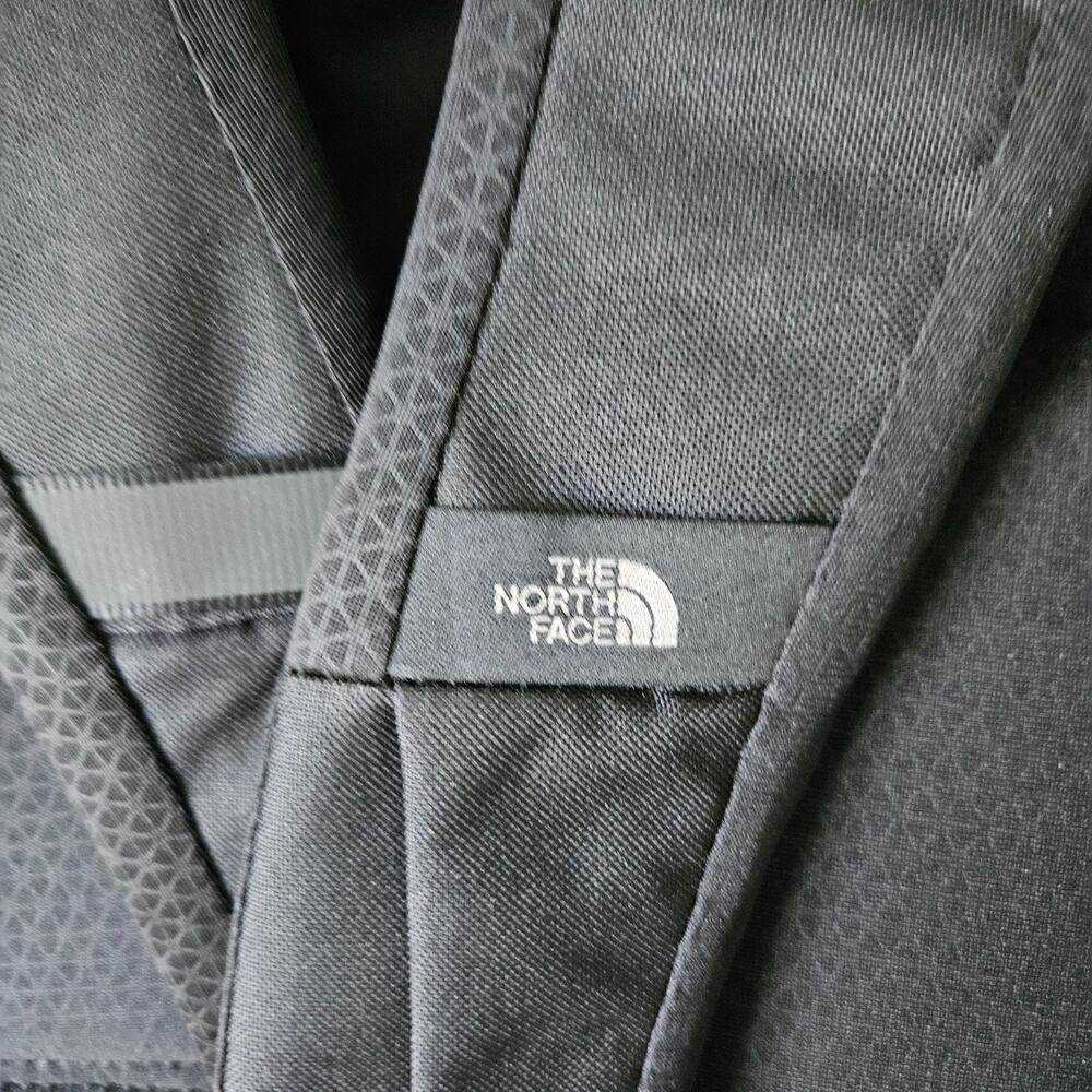 The North Face Stalwart Savage Logo Backpack Gray & Black 26L‎ 15" Laptop Bag - Picture 6 of 16